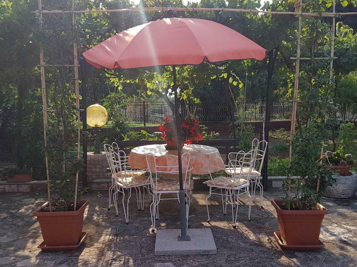 Apartment Parenzana Bibali 65 A 52460-Buje Exterior foto